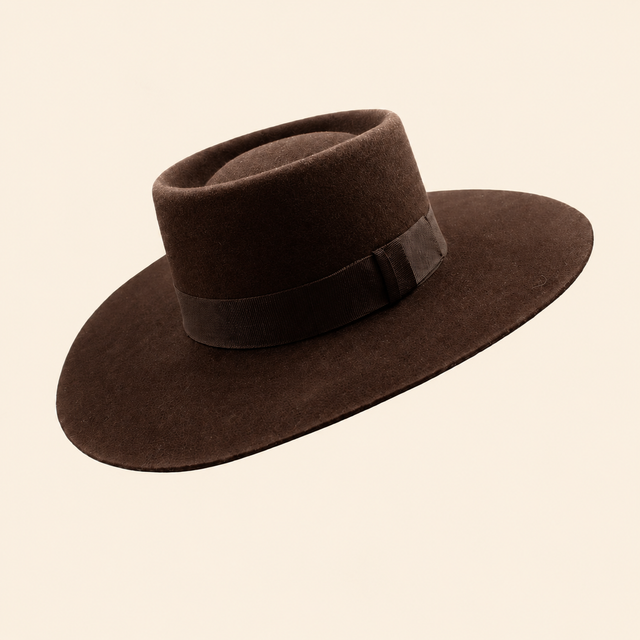 La Nutria Lee Van Cleef Black