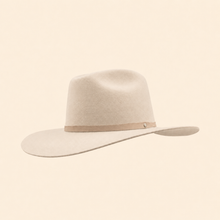 La Nutria Fedora