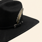 La Nutria 4x Roper Black Metal Plume
