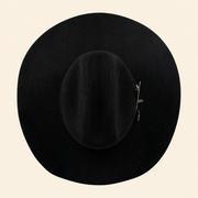 La Nutria 4x Roper Black Metal Plume